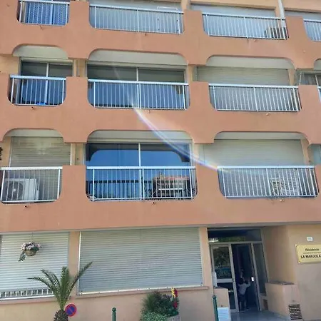Apartment 4 Couchages Plage Et Port A Pieds Sainte-Maxime